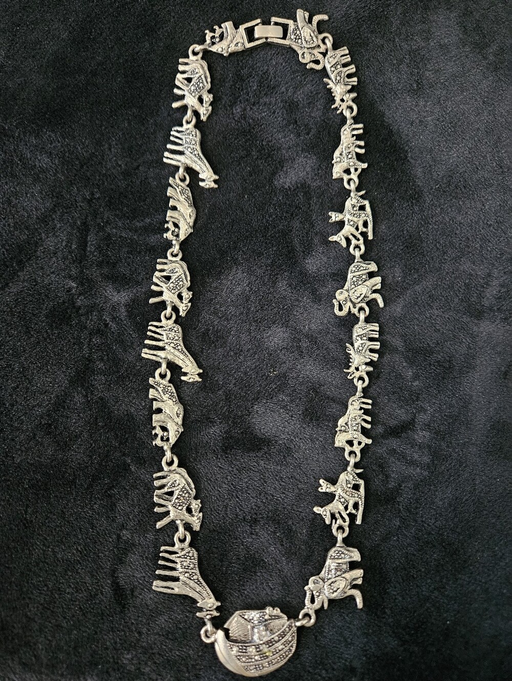 Noah ark, vintage necklace